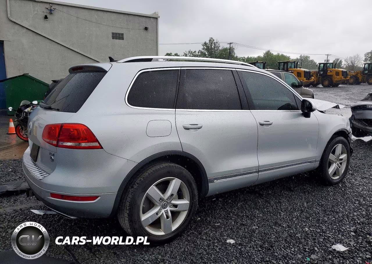 2012 Volkswagen Touareg V6 Tdi VIN:WVGEK9BP1CD009829 - 3
