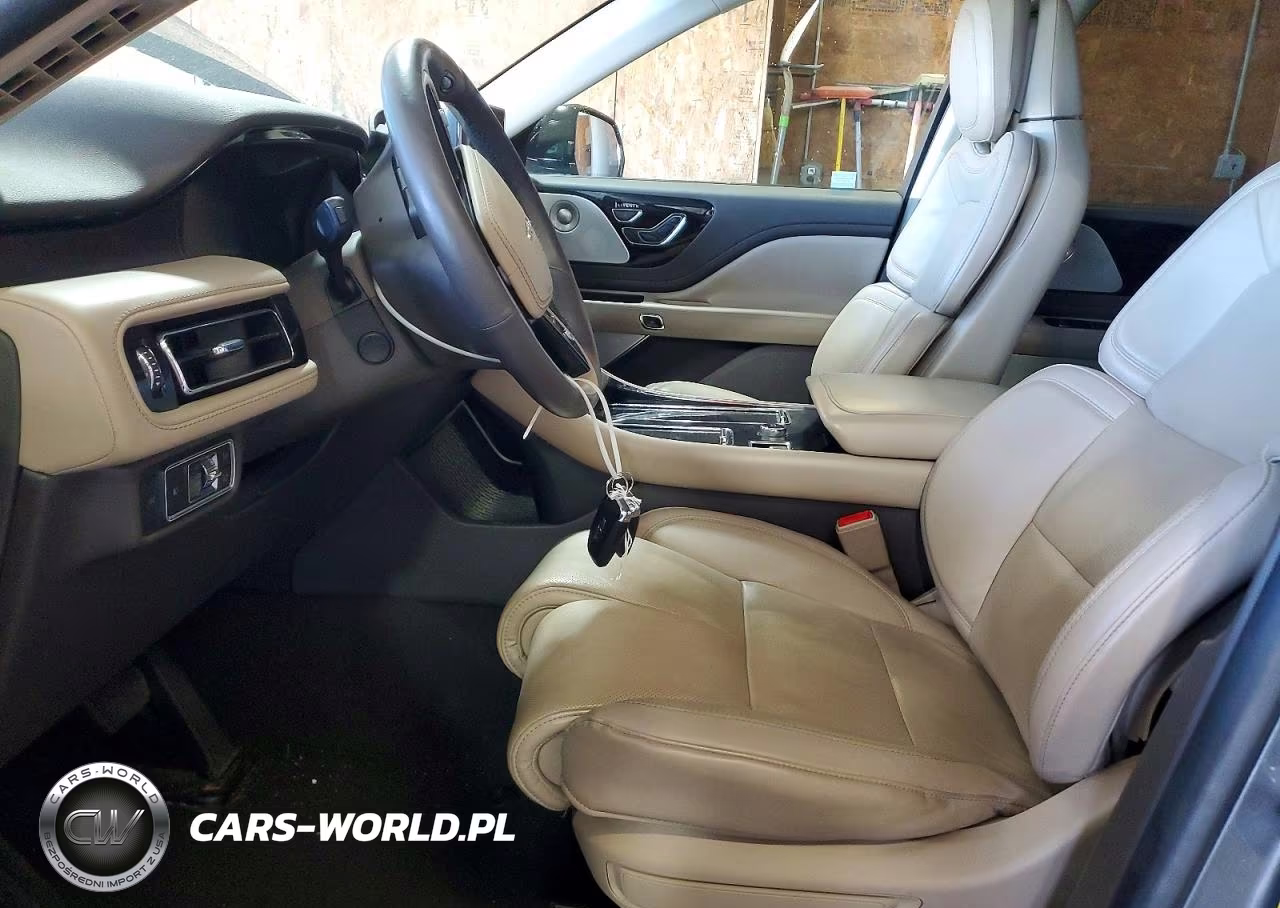2021 Lincoln Aviator Reserve VIN:5LM5J7XC2MGL10121 - 7
