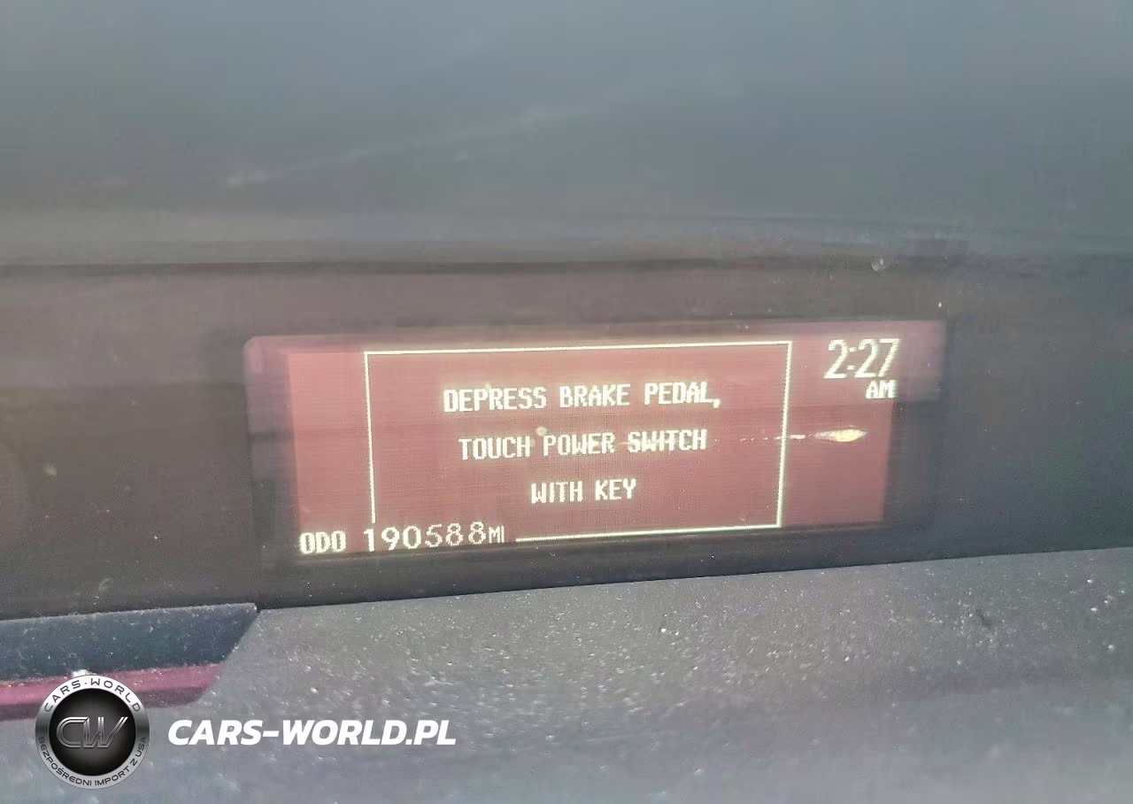 2014 Toyota Prius Two VIN:JTDKN3DU8E1775754 - 9