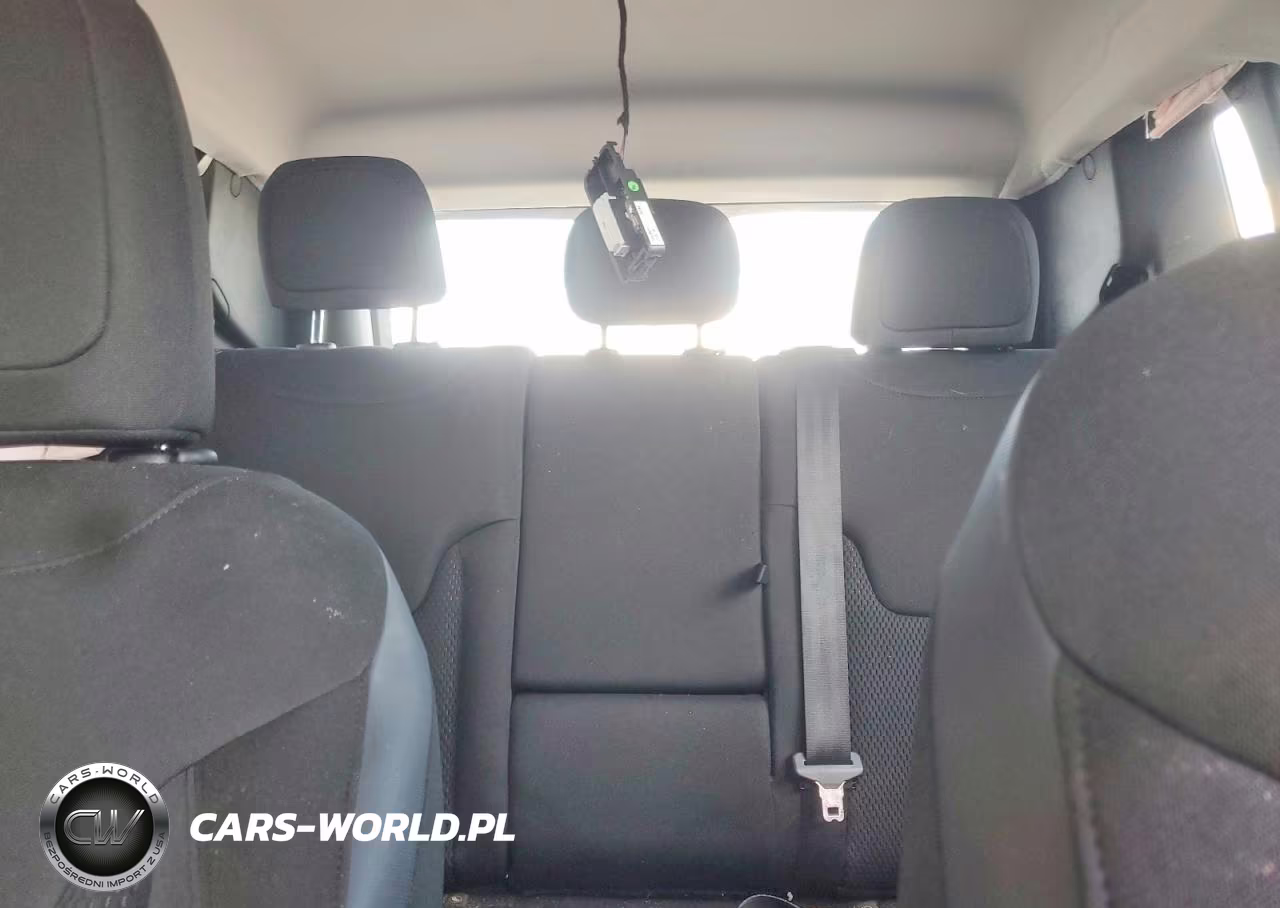 2018 Jeep Renegade Latitude VIN:ZACCJABB0JPH92189 - 10