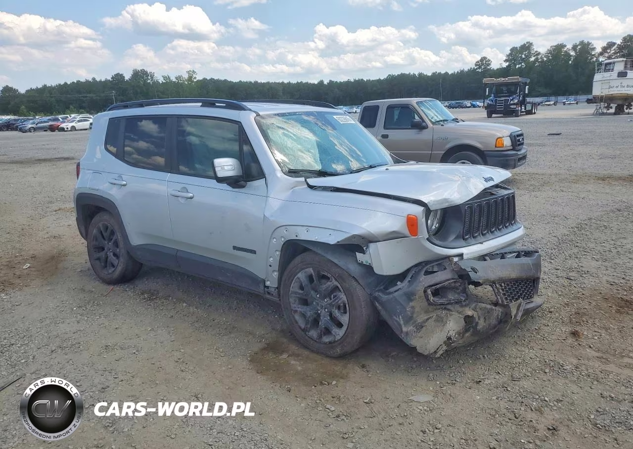 2018 Jeep Renegade Latitude VIN:ZACCJABB0JPH92189 - 4