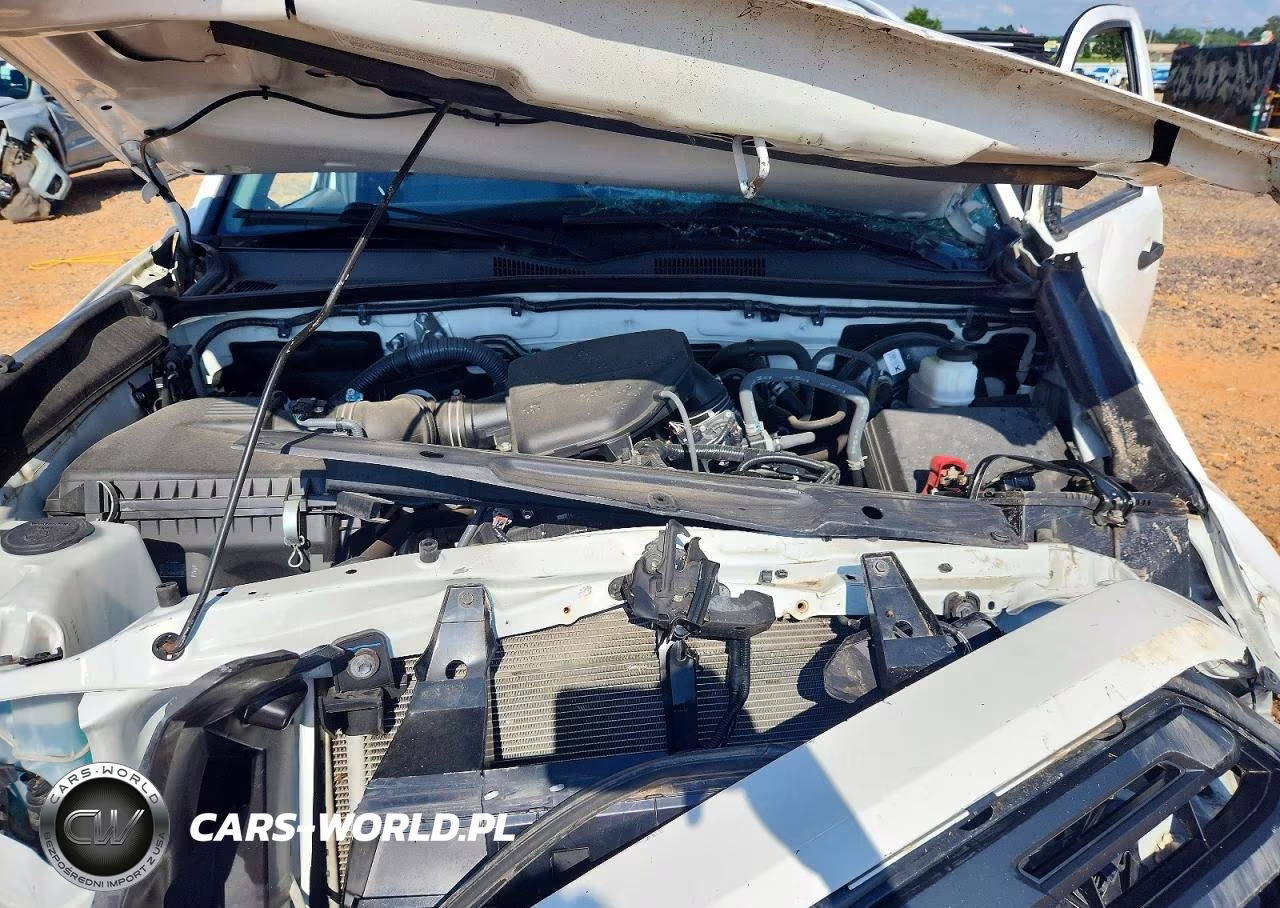 2018 Toyota Tacoma Sr VIN:5TFSX5EN4JX061947 - 11