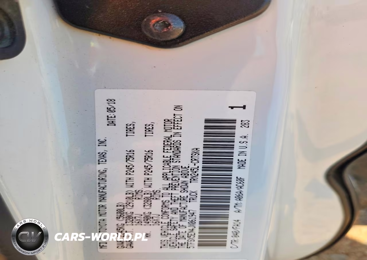 2018 Toyota Tacoma Sr VIN:5TFSX5EN4JX061947 - 12