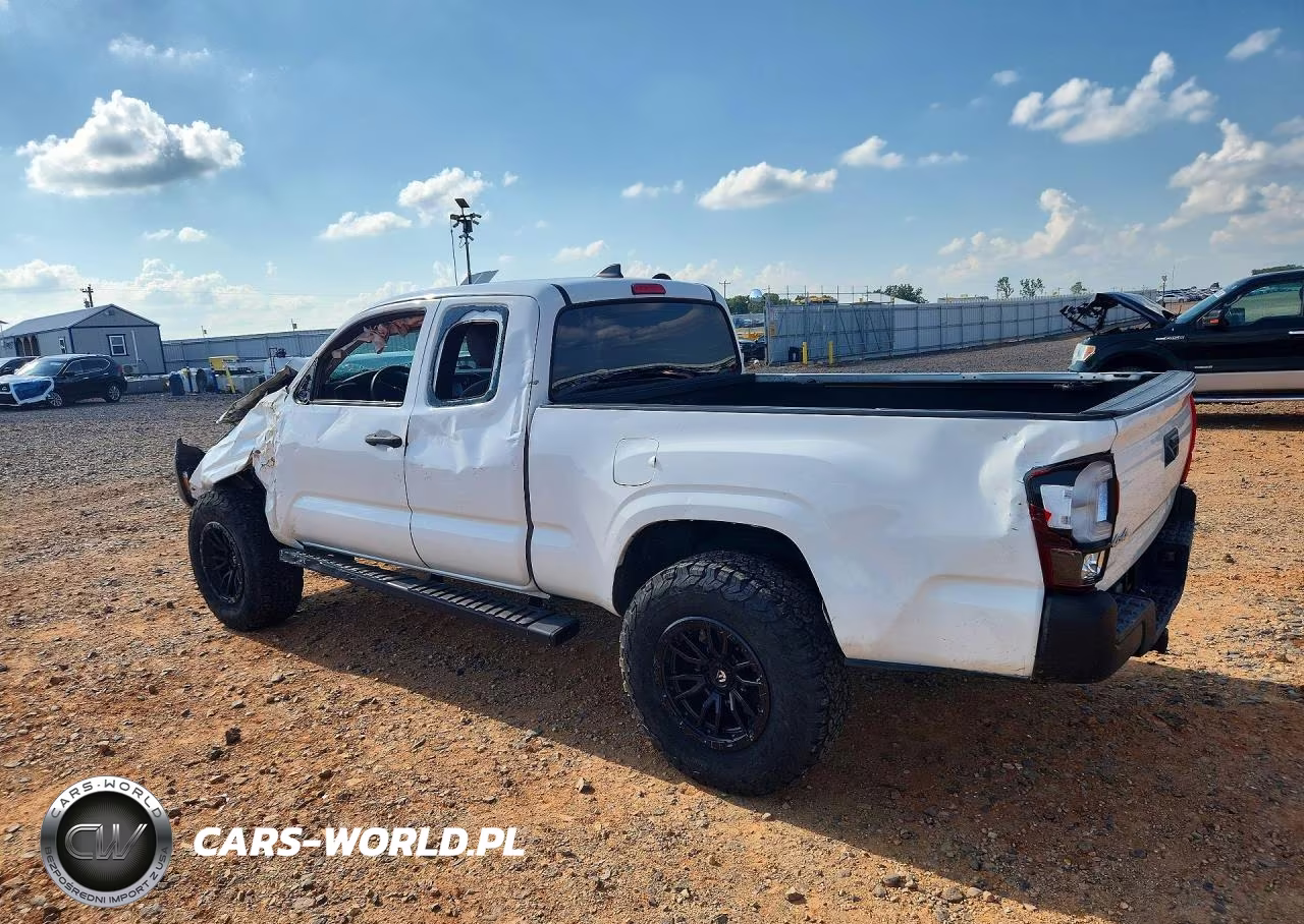 2018 Toyota Tacoma Sr VIN:5TFSX5EN4JX061947 - 2