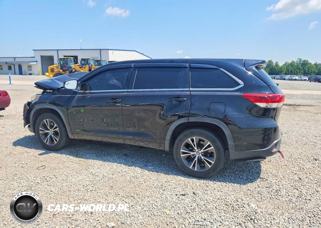 2017 Toyota Highlander Le VIN:5TDZARFH2HS031975 - 2