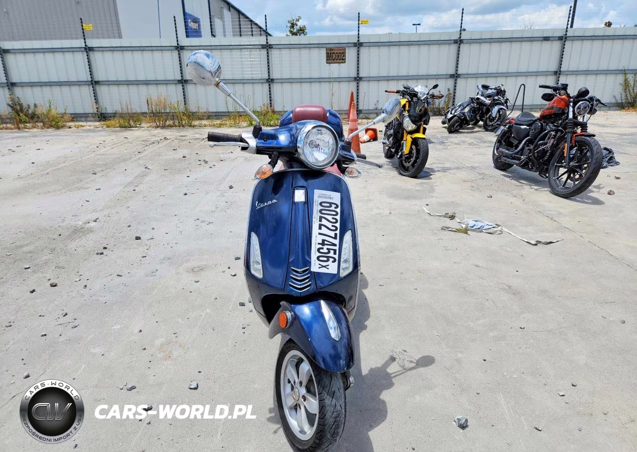 2015 Vespa Primavera 50 4V Ie VIN:ZAPC536B4F5100184 - 2