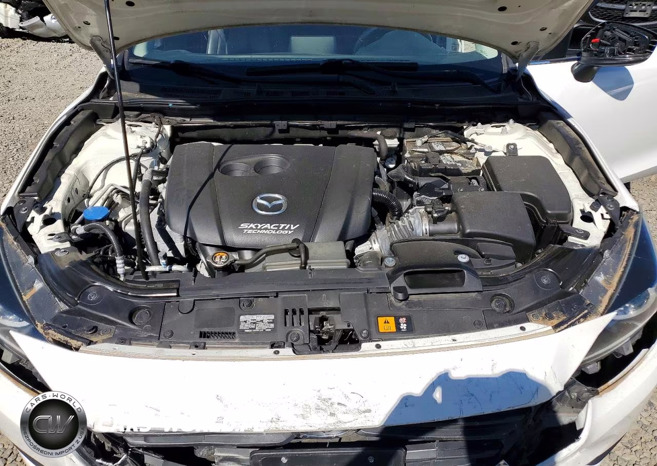 2018 Mazda 3 Touring VIN:3MZBN1L32JM268680 - 11