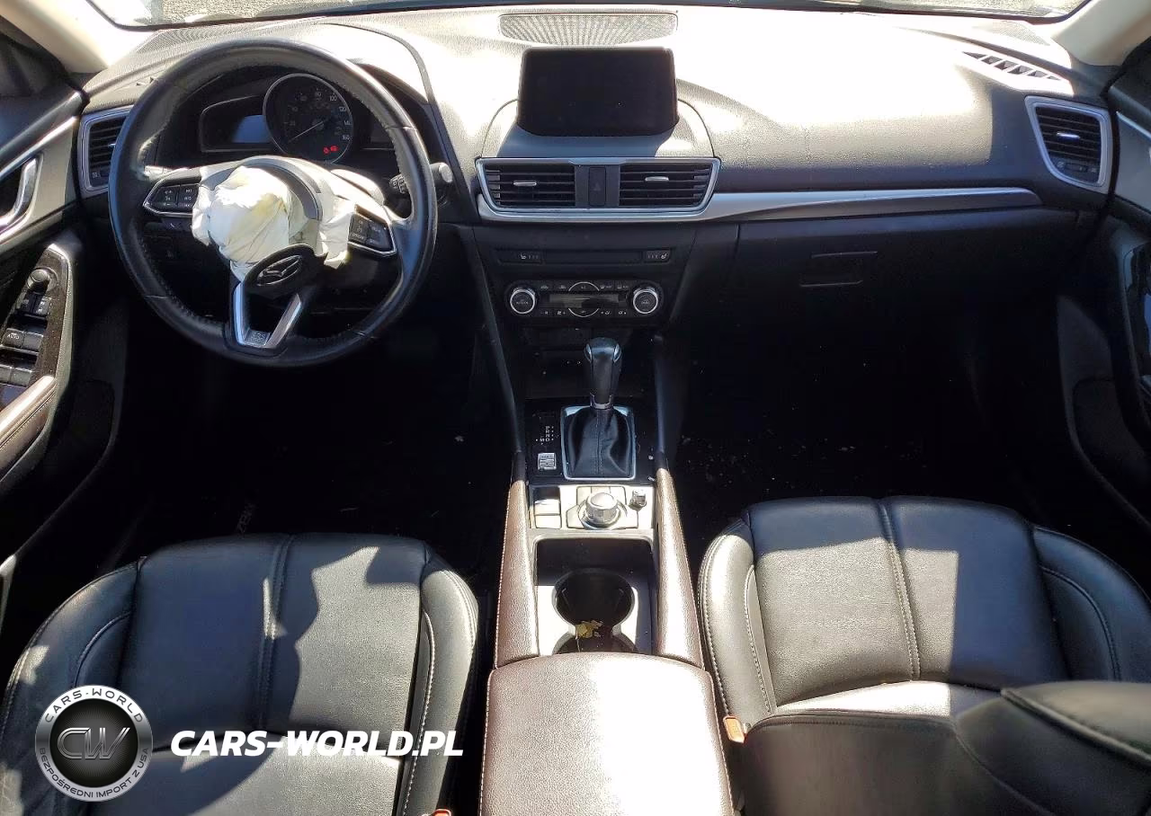 2018 Mazda 3 Touring VIN:3MZBN1L32JM268680 - 8