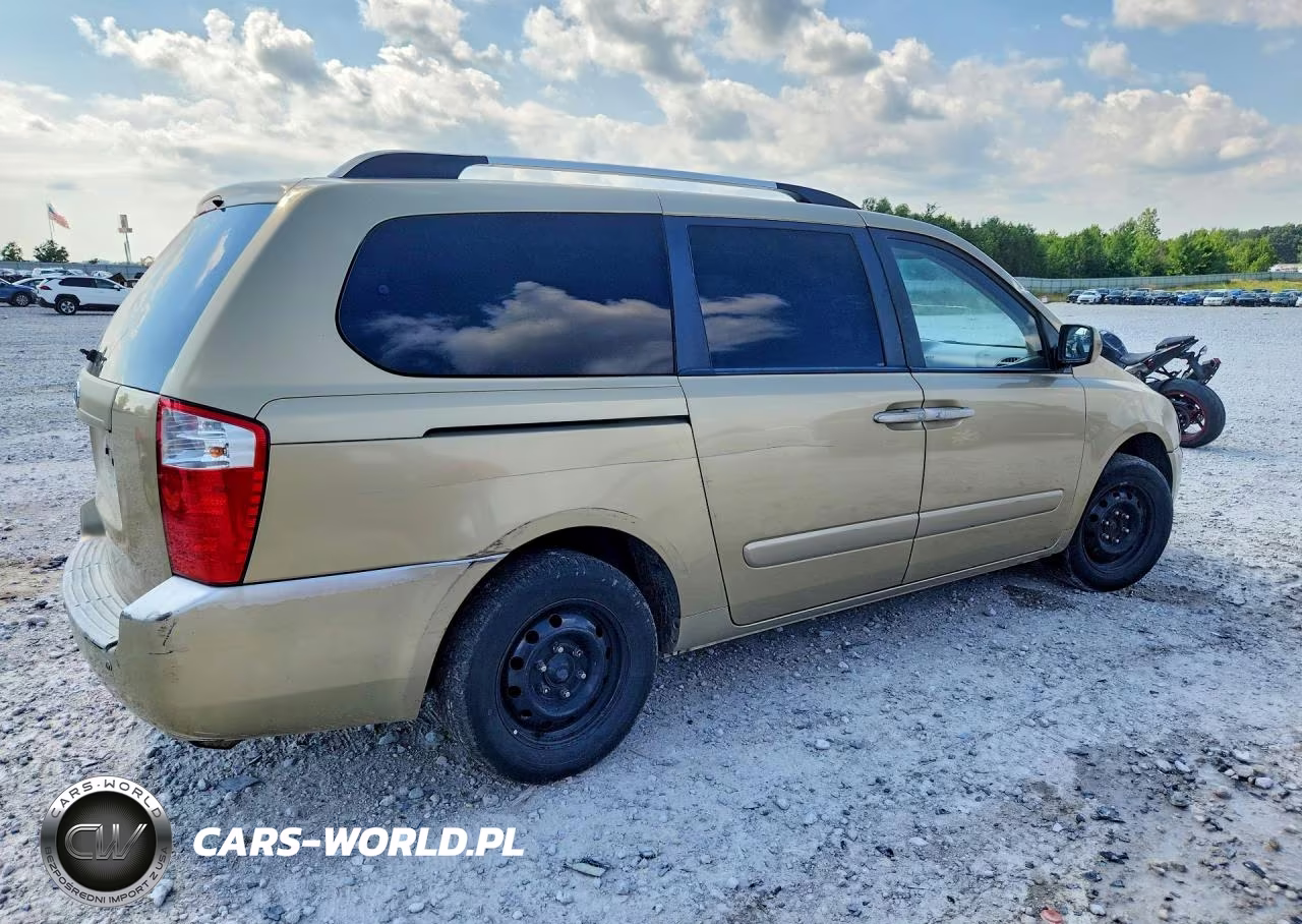 2010 Kia Sedona Lx VIN:KNDMG4C3XA6332732 - 3