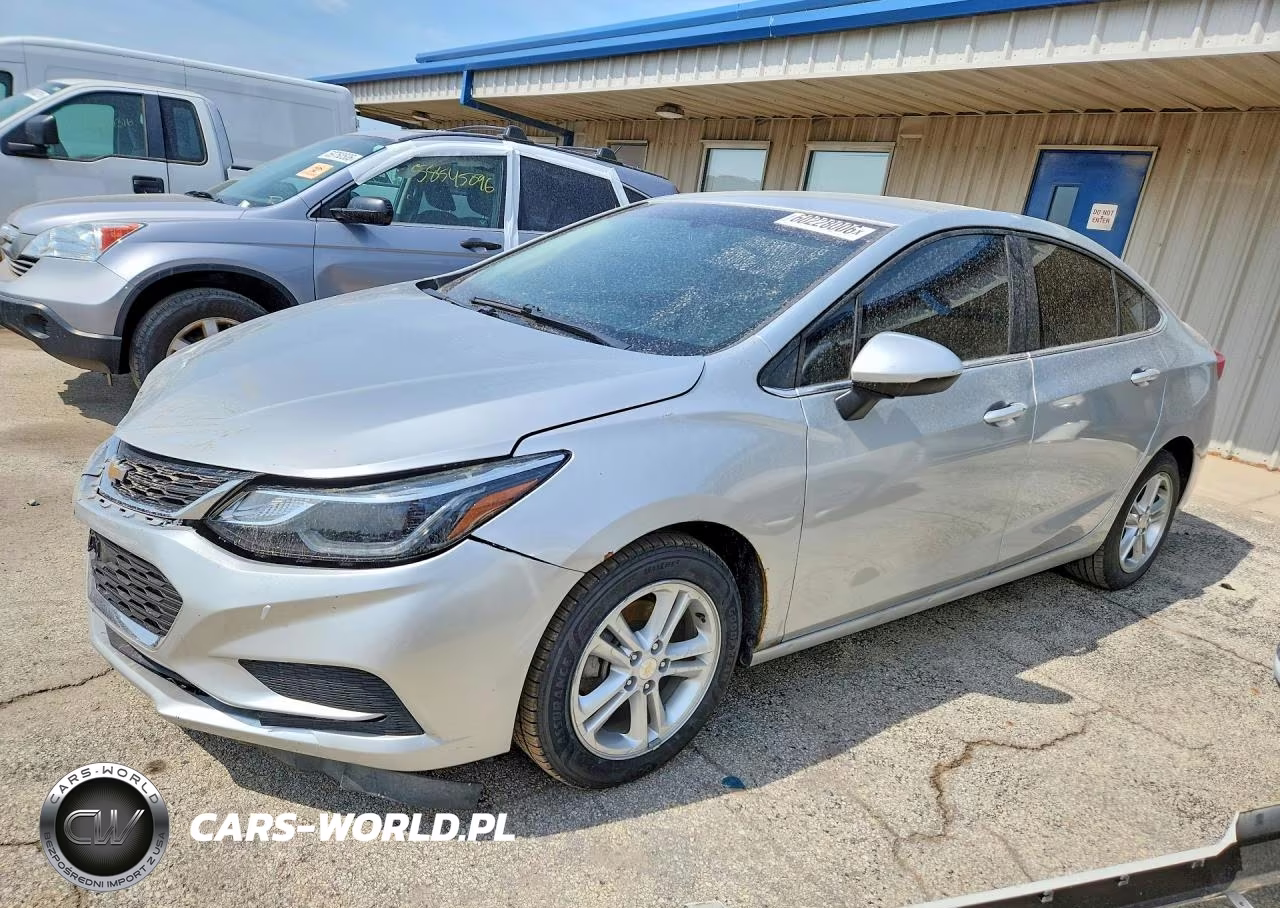 2017 Chevrolet Cruze Lt Auto – zdjęcie 1 z 12