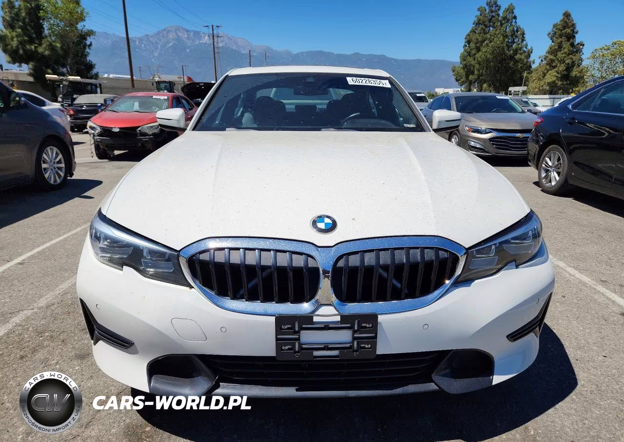 2019 BMW 330I VIN:WBA5R1C57KAJ99390 - 5
