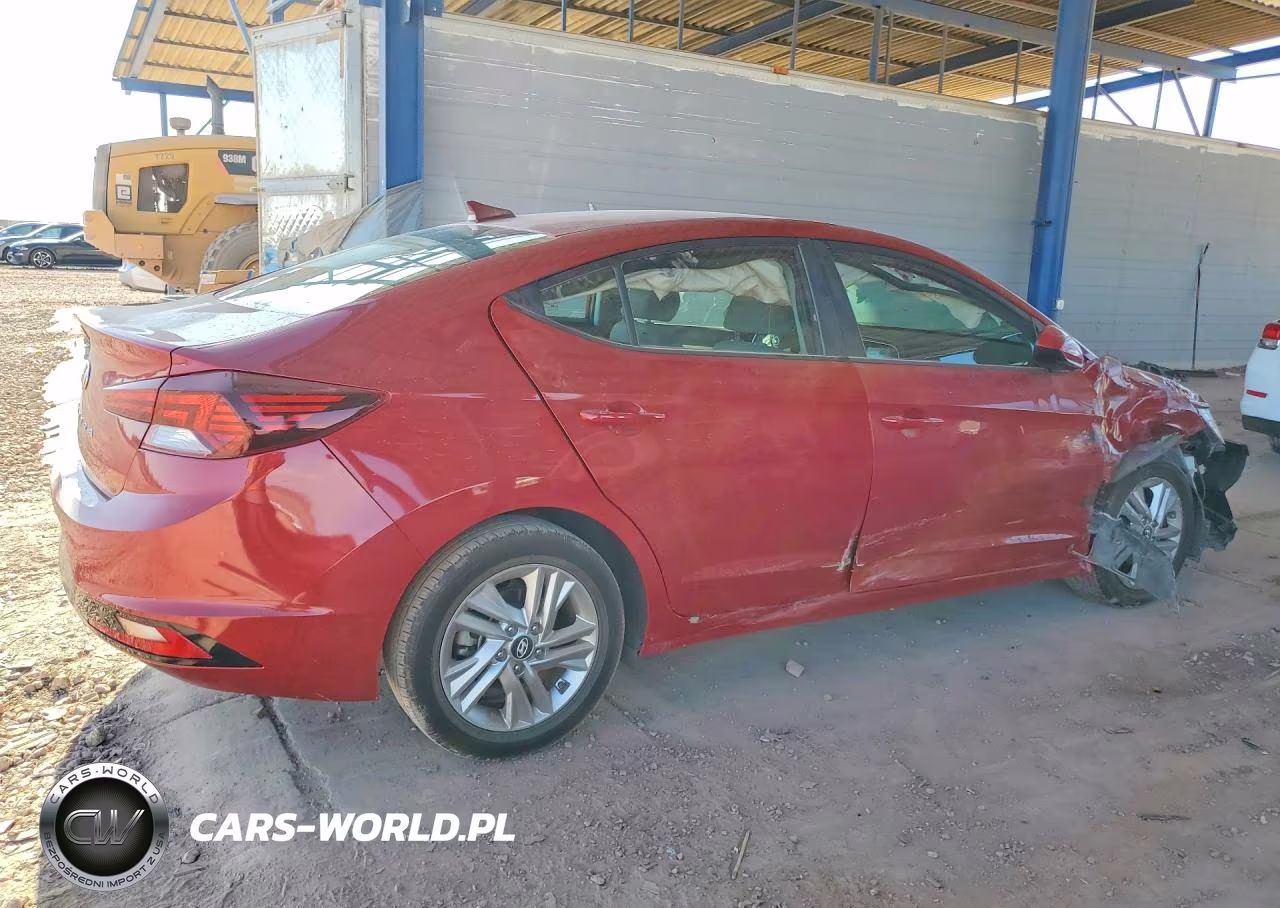 2019 Hyundai Elantra Sel VIN:KMHD84LF4KU737873 - 3