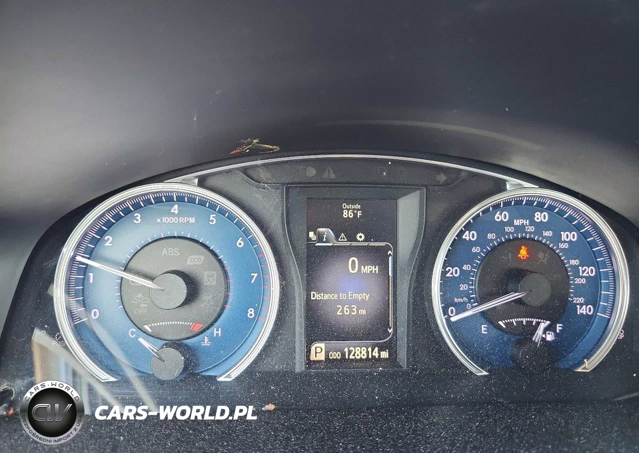 2017 Toyota Camry Le VIN:4T1BF1FK1HU434966 - 9