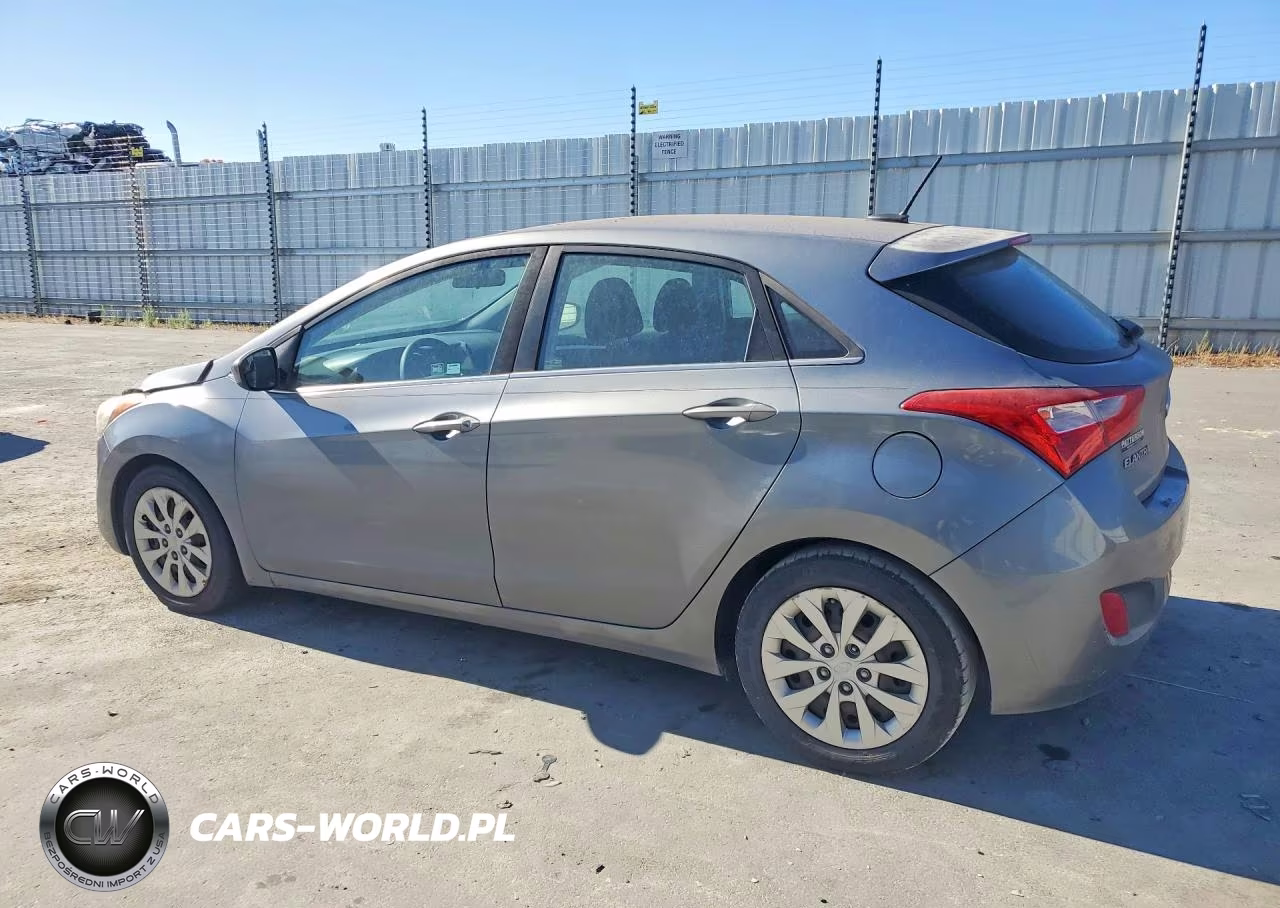 2017 Hyundai Elantra Gt Base VIN:KMHD35LH7HU374466 - 2