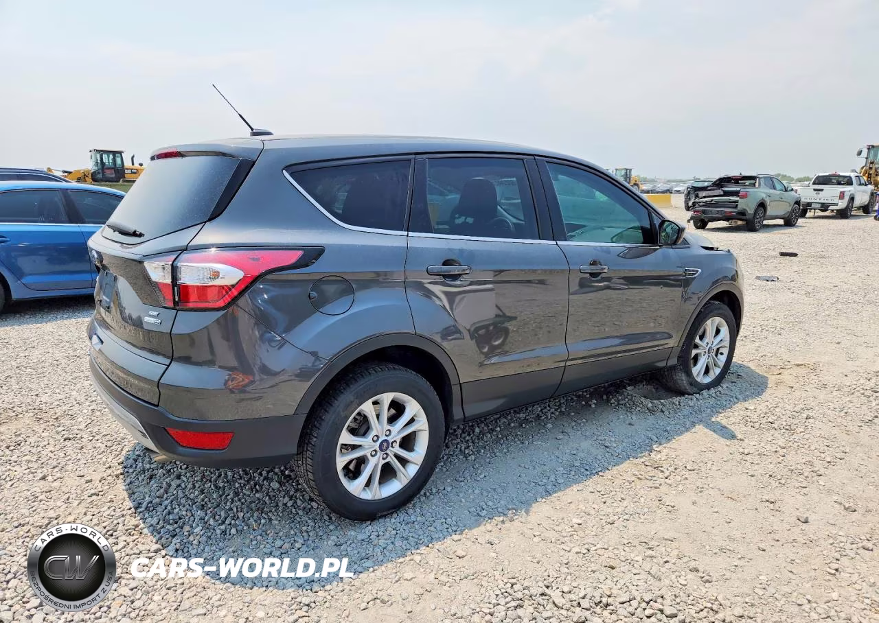 2017 Ford Escape Se VIN:1FMCU9GD8HUE72865 - 3