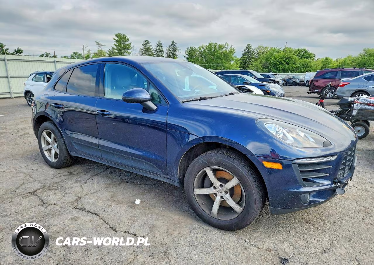 2017 Porsche Macan VIN:WP1AA2A55HLB00773 - 4