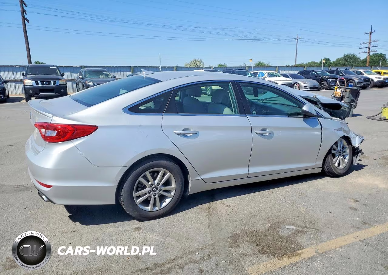 2015 Hyundai Sonata Se VIN:5NPE24AF5FH004664 - 3