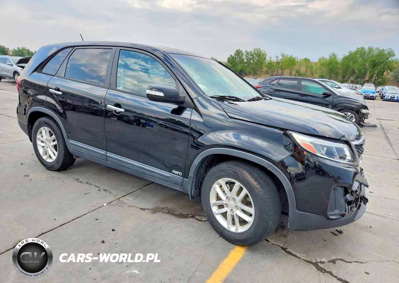 2014 Kia Sorento Lx VIN:5XYKTCA68EG486191 - 4