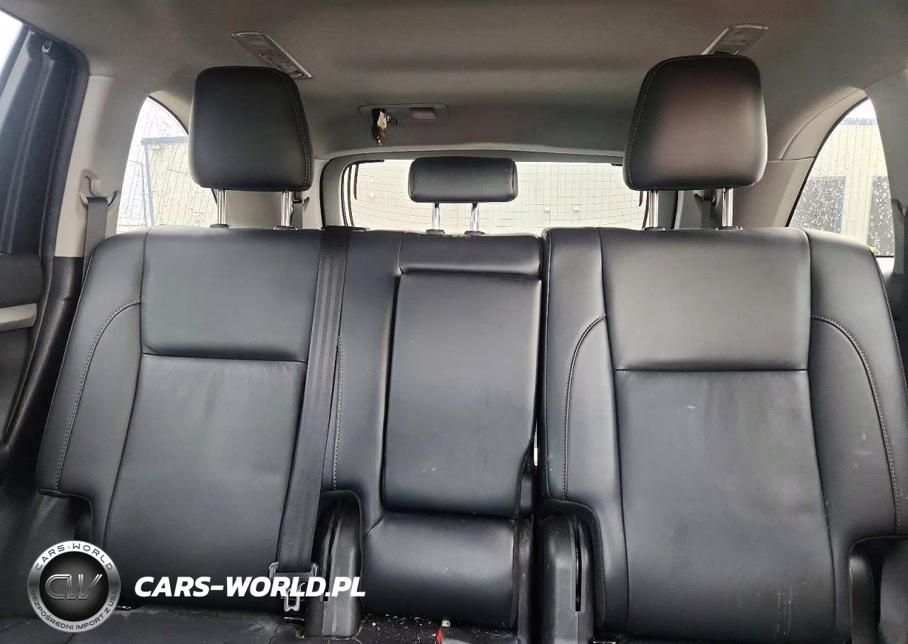 2019 Toyota Highlander Xle VIN:5TDJZRFH7KS725980 - 10