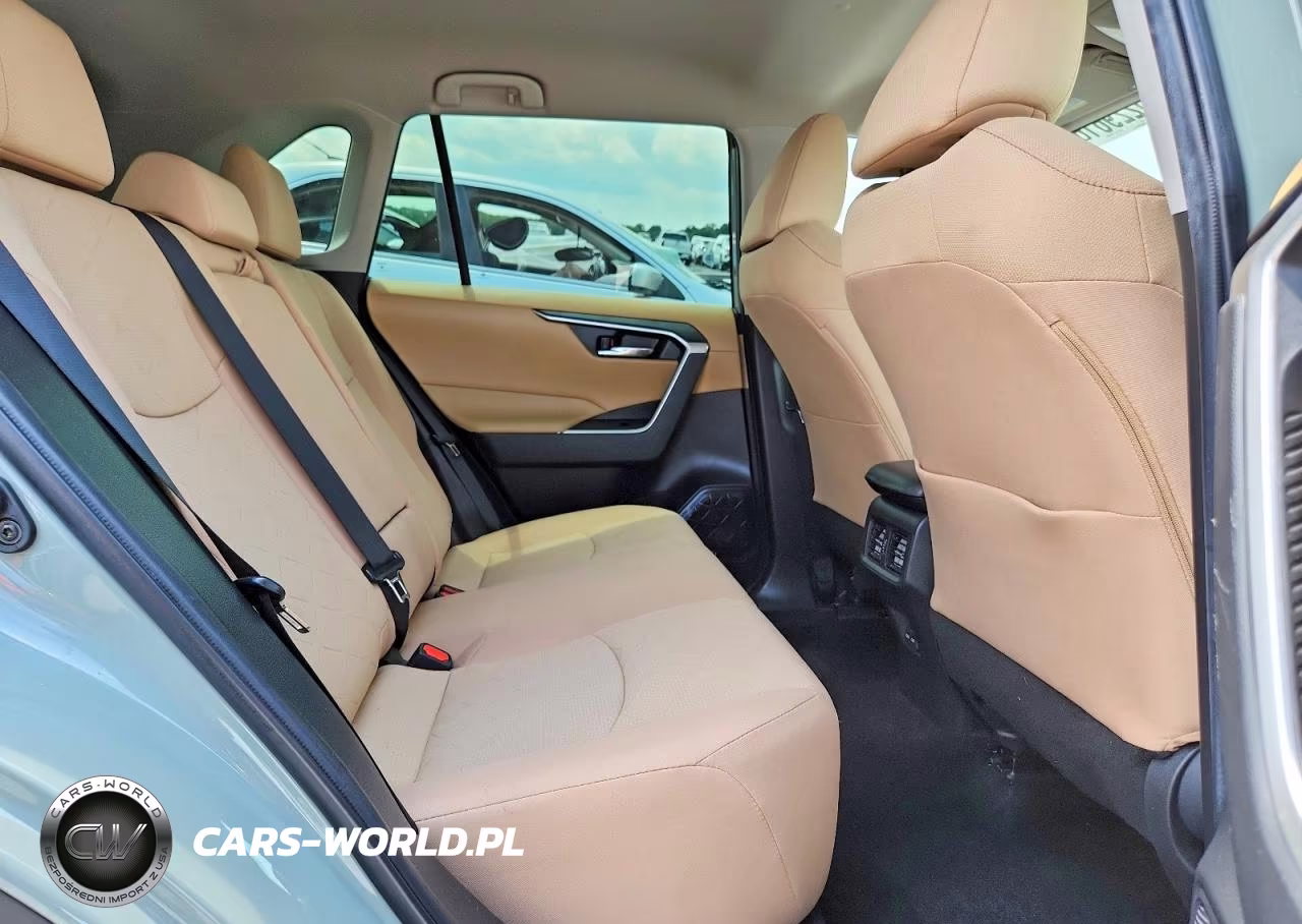 2023 Toyota Rav4 Xle VIN:2T3W1RFV1PW248004 - 10