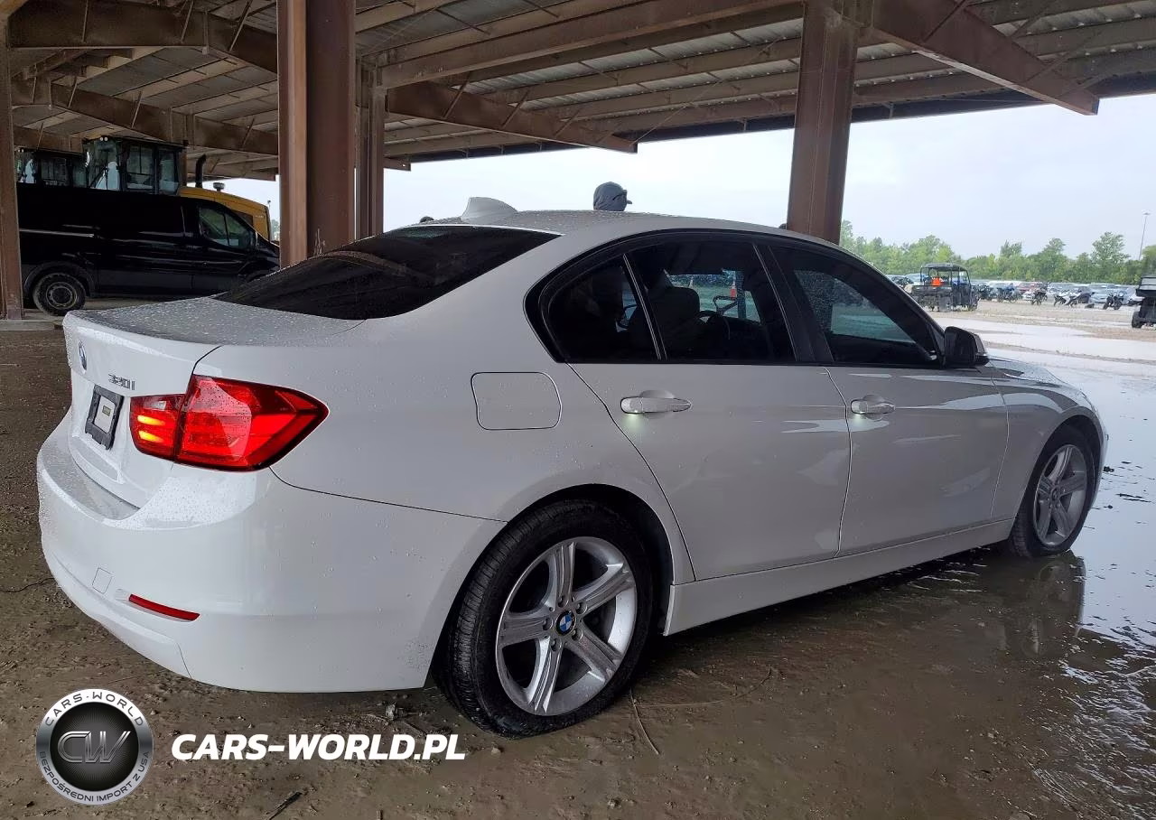 2015 BMW 320 I VIN:WBA3B1C58FK136052 - 3