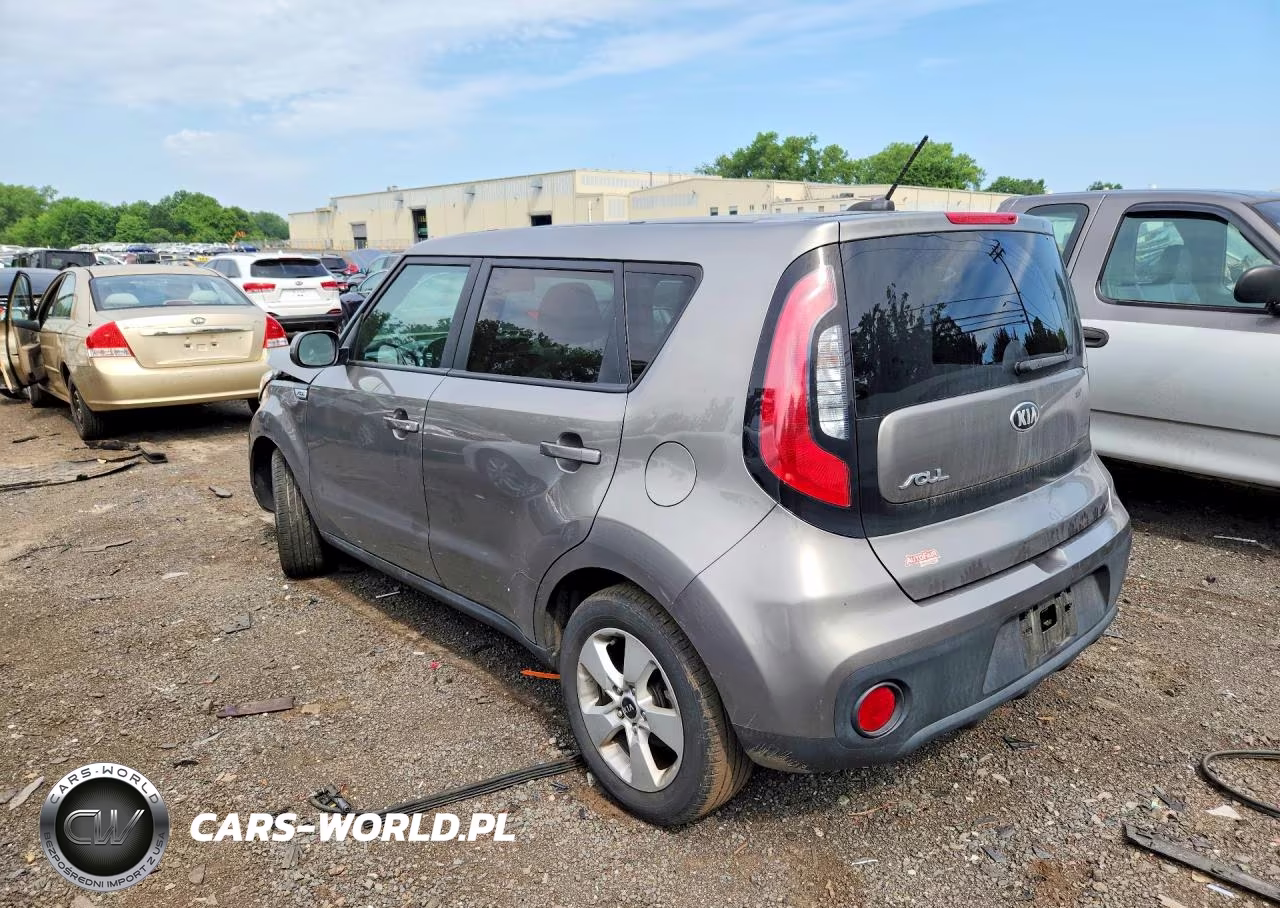 2018 Kia Soul Base VIN:KNDJN2A25J7602273 - 2