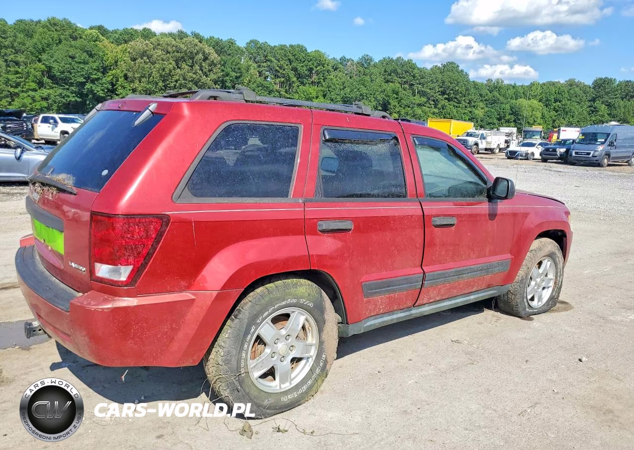 2005 Jeep Grand Cherokee Laredo VIN:1J4GS48KX5C602734 - 3