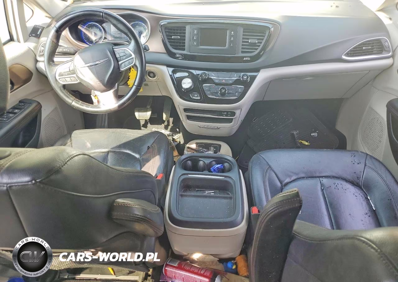 2017 Chrysler Pacifica Touring L VIN:2C4RC1BG9HR621771 - 8