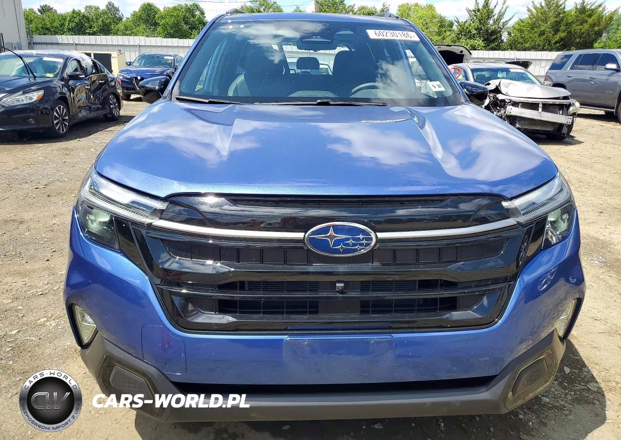 2025 Subaru Forester Touring VIN:JF2SLSTD7SH425649 - 5