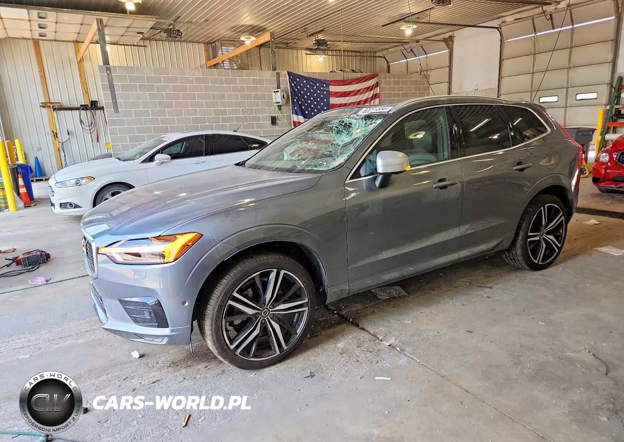 2019 Volvo Xc60 T6 R-Design VIN:LYVA22RM5KB274414 - 1