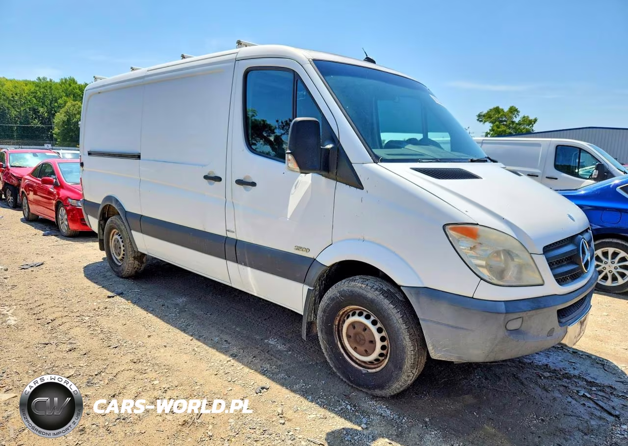 2012 Mercedes-Benz Sprinter 2500 VIN:WD3PE7CC7C5622286 - 4