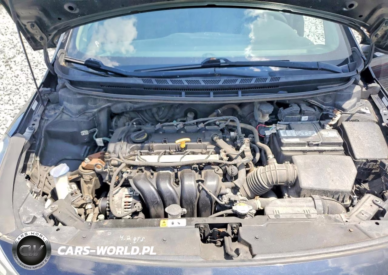 2018 Kia Forte VIN:3KPFL4A74JE194822 - 11