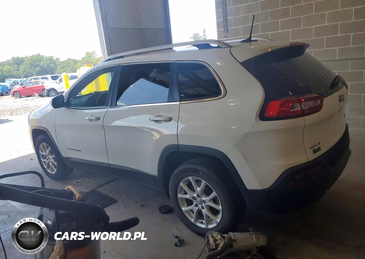 2016 Jeep Cherokee Latitude VIN:1C4PJMCB1GW191595 - 2