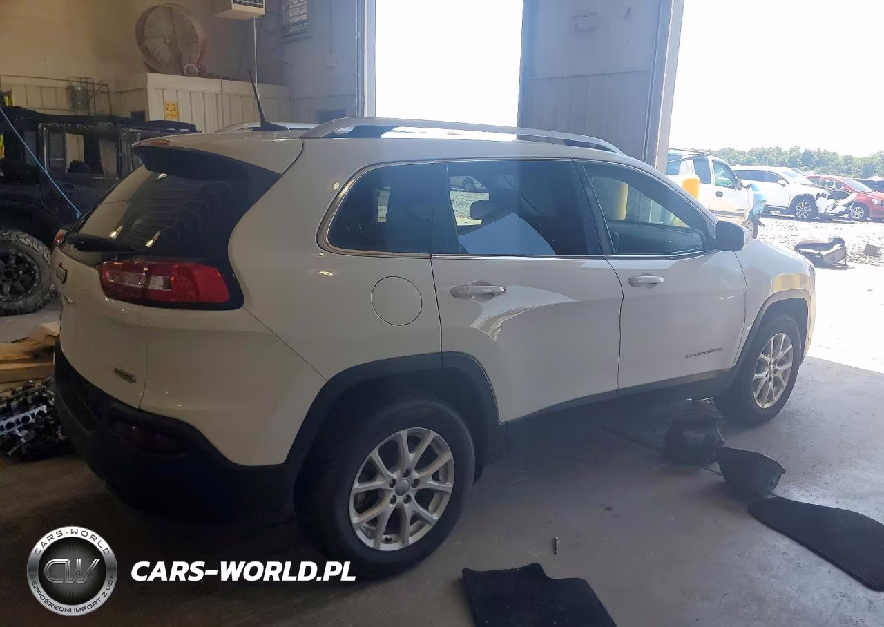 2016 Jeep Cherokee Latitude VIN:1C4PJMCB1GW191595 - 3