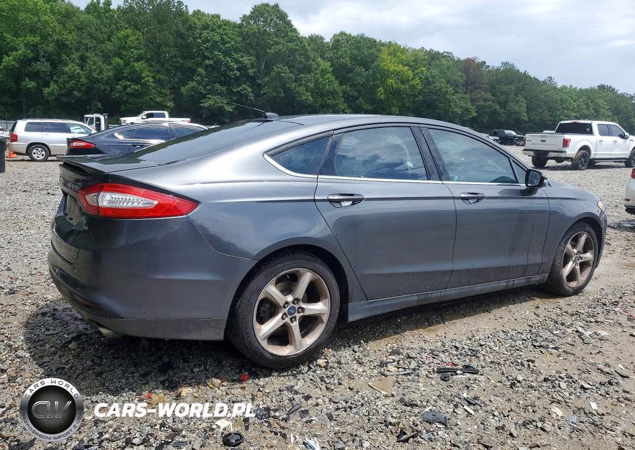 2015 Ford Fusion Se VIN:3FA6P0H75FR141815 - 3