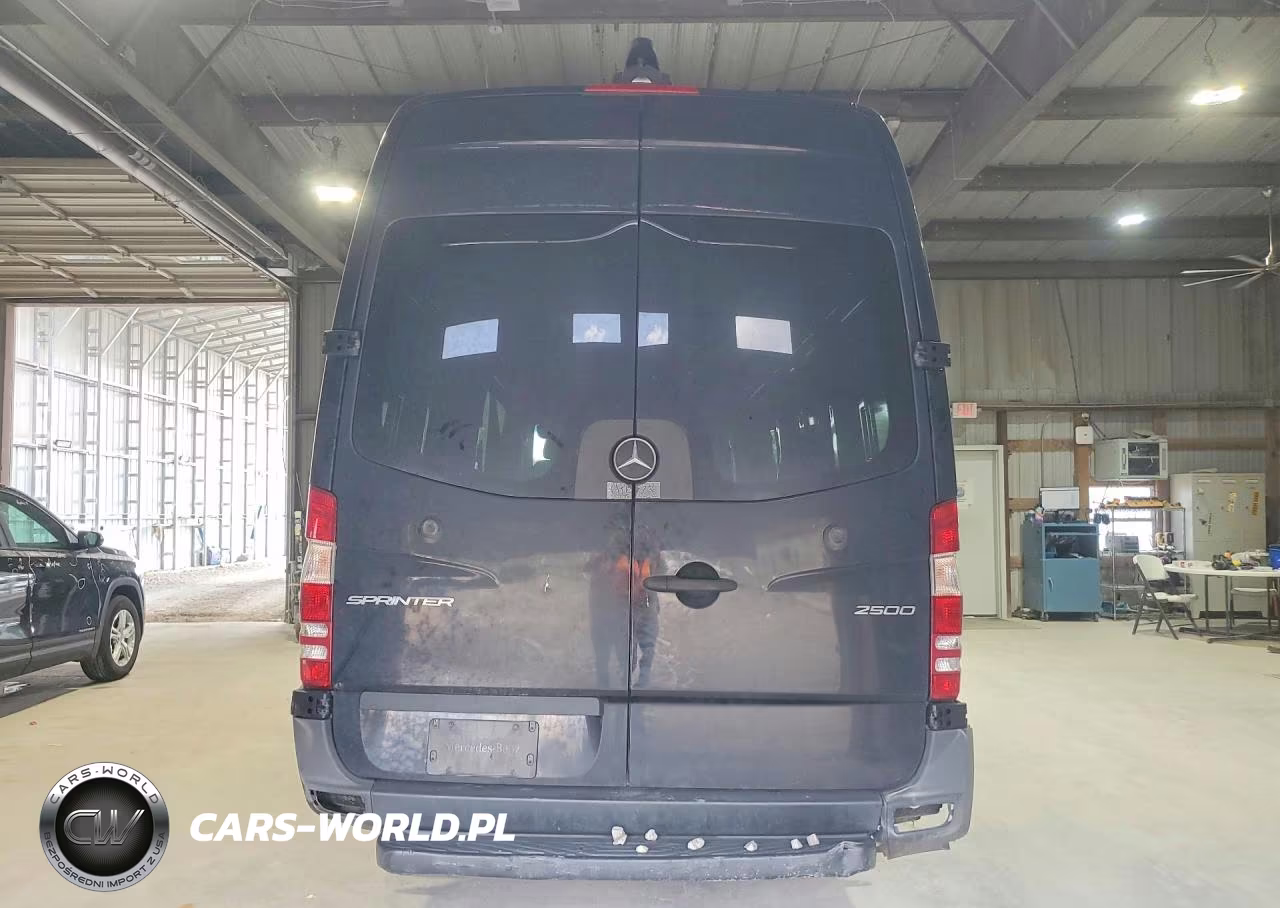 2018 Mercedes-Benz Sprinter 2500 VIN:WD4PE8CD9JP626660 - 6