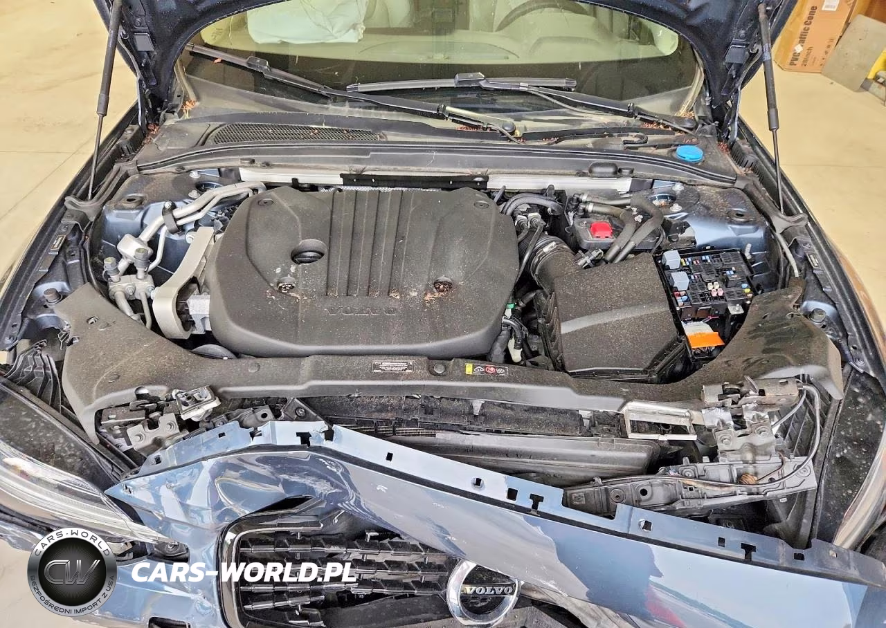 2022 Volvo S60 B5 Momentum VIN:7JRL12TZ4NG154209 - 11
