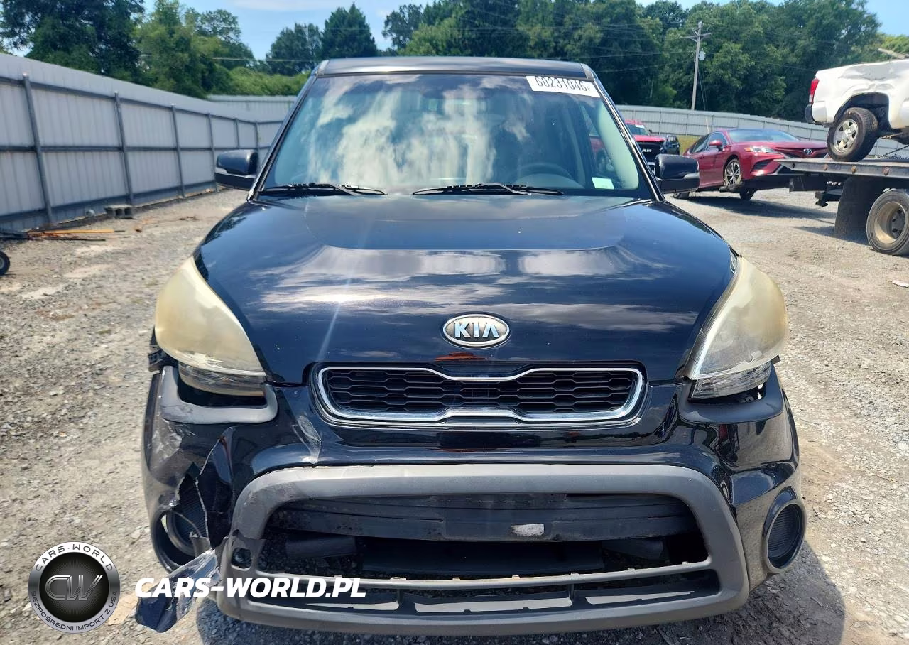2012 Kia Soul VIN:KNDJT2A6XC7746610 - 5