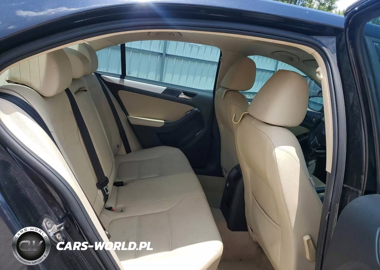 2013 Volkswagen Jetta Hybrid VIN:3VW637AJXDM225981 - 10