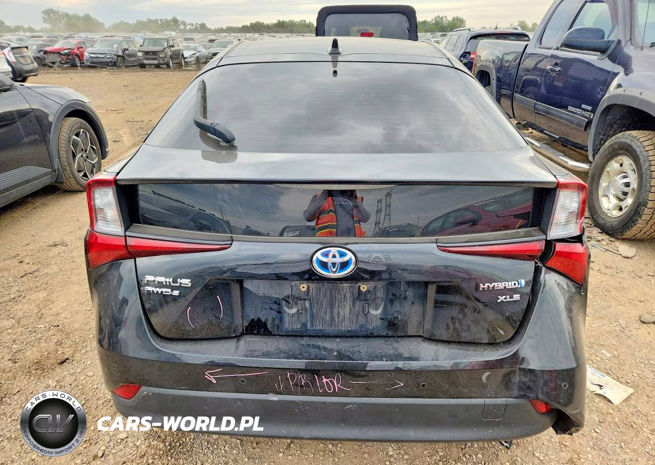 2021 Toyota Prius Xle Awd-E VIN:JTDL9MFU2M3026818 - 6