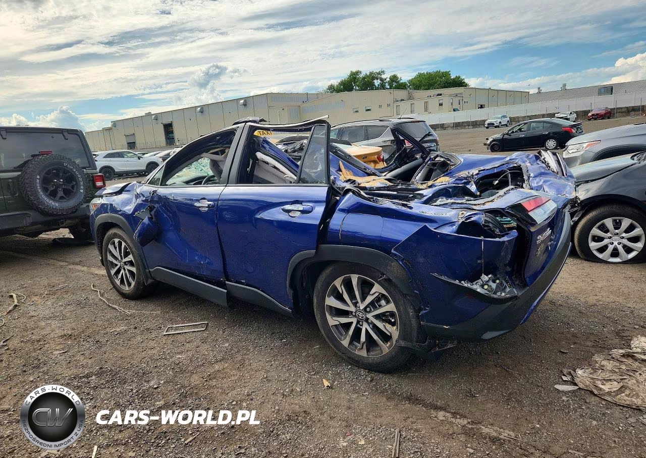 2023 Toyota Corolla Cross Xle VIN:7MUDAABG4PV053988 - 2
