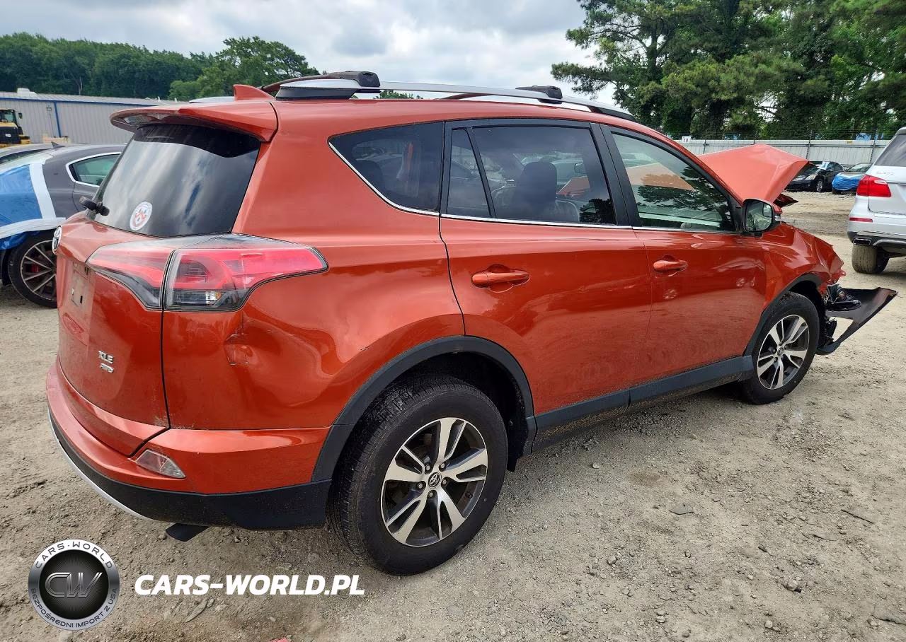 2016 Toyota Rav4 Xle VIN:JTMRFREV0GJ066518 - 3