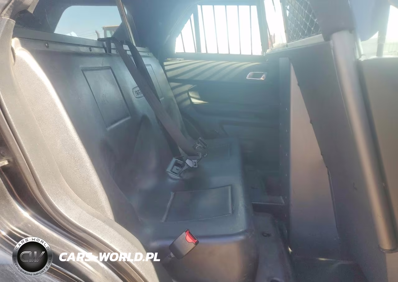 2017 Ford Explorer Police Interceptor VIN:1FM5K8AR6HGC25467 - 11