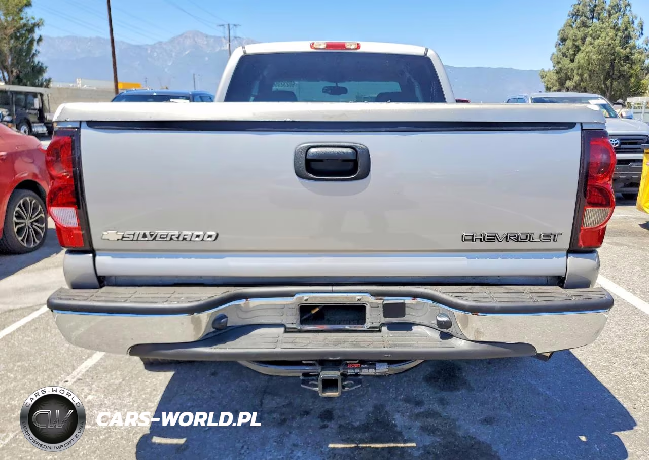 2005 Chevrolet Silverado C1500 VIN:2GCEC19V951293264 - 6