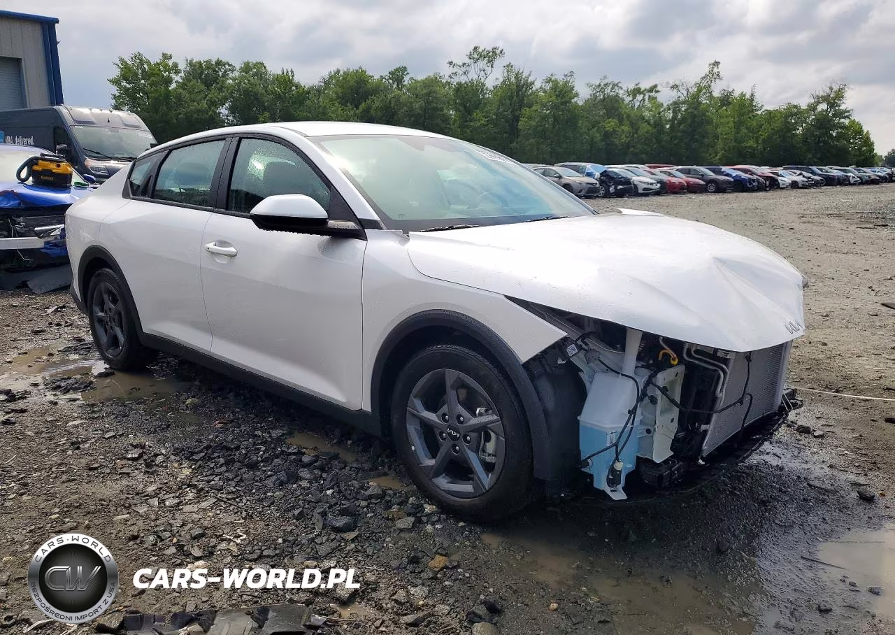 2026 Kia K4 Lxs VIN:3KPFT4DE3TE301520 - 4