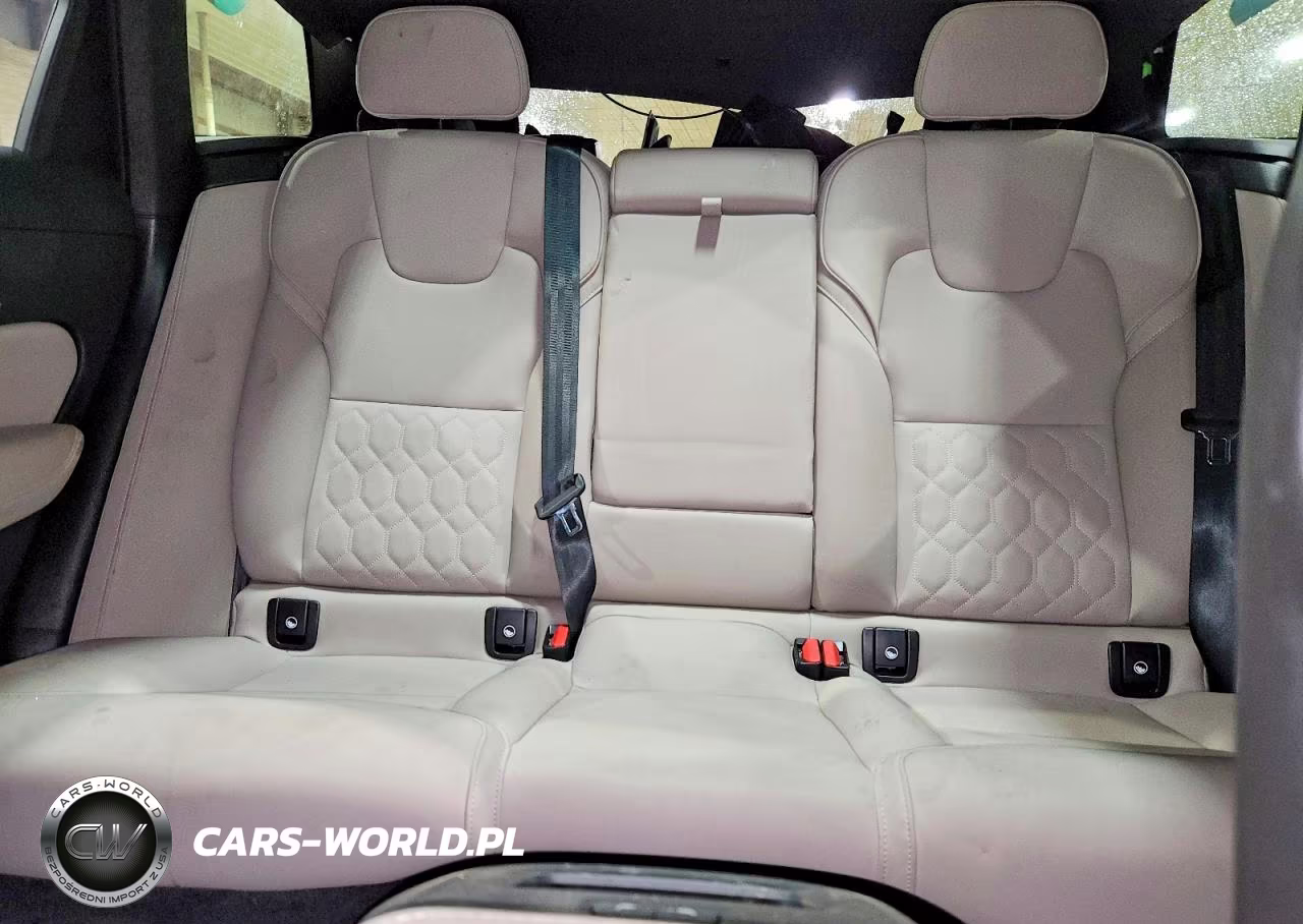 2026 Volvo Xc60 Plus VIN:YV4M12RC3T1414361 - 10