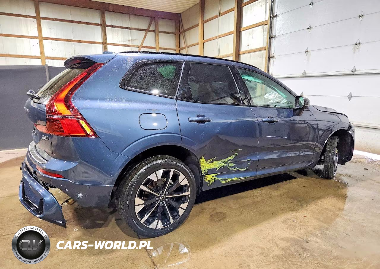 2026 Volvo Xc60 Plus VIN:YV4M12RC3T1414361 - 3