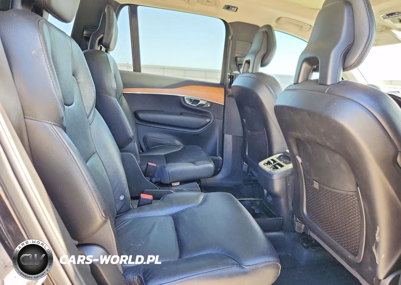 2021 Volvo Xc90 T6 Momentum VIN:YV4A221K9M1694212 - 11