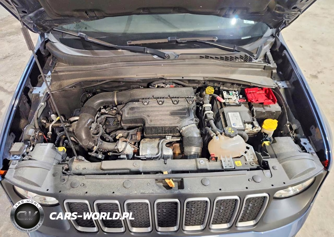 2023 Jeep Renegade Latitude VIN:ZACNJDB16PPP70138 - 12