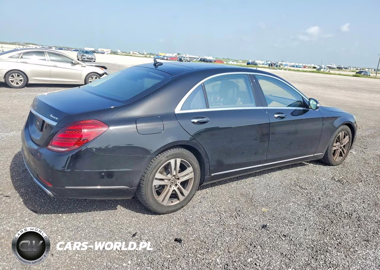 2018 Mercedes-Benz S 560 4Matic VIN:WDDUG8GB8JA371718 - 3